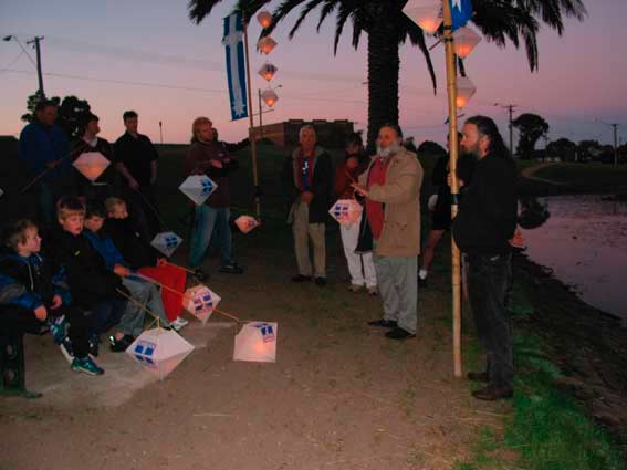 Dr Jo Toscano concludes Dawn Walk, 7 December 2003