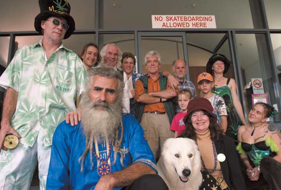 Rusty Harris and Gitte with supporters outside Byron courthouse 10 July 2004